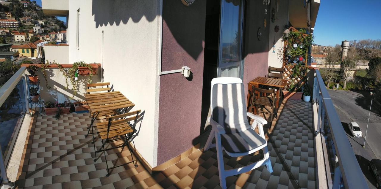 Appartamento Riviera Trilocale Wifi E Parcheggio Privato Ventimiglia Zewnętrze zdjęcie